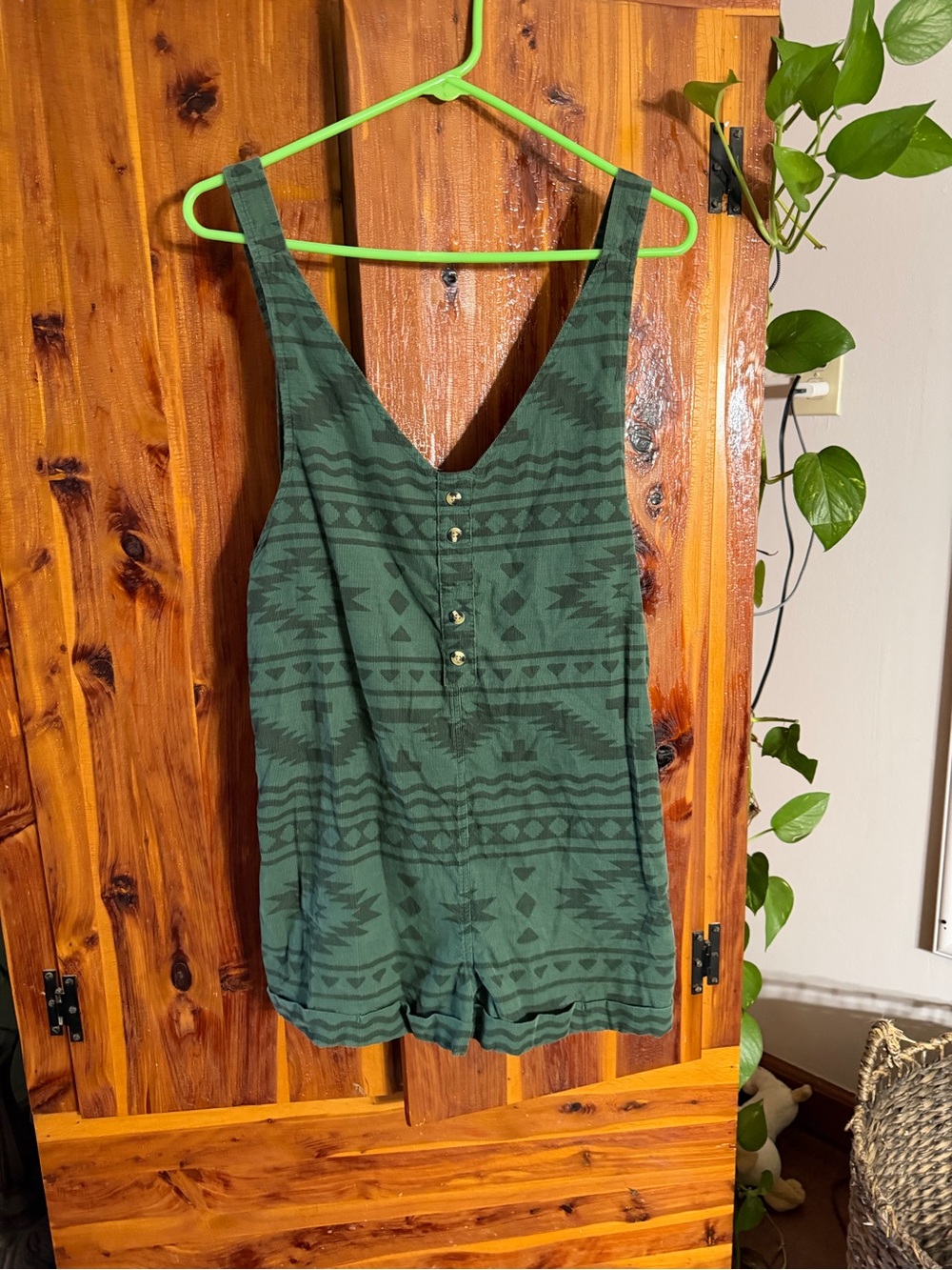 Green Patterned V-Neck Sleeveless Romper